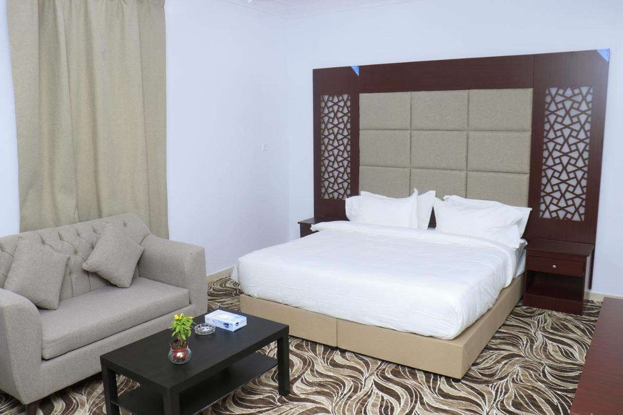 Hotel Al Farhan Dumah Al Jandal à Dawmat al-Jandal Extérieur photo