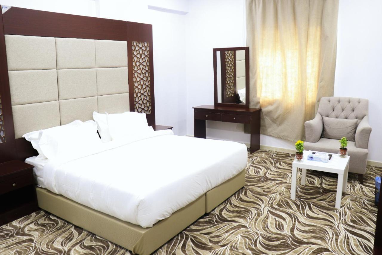 Hotel Al Farhan Dumah Al Jandal à Dawmat al-Jandal Extérieur photo