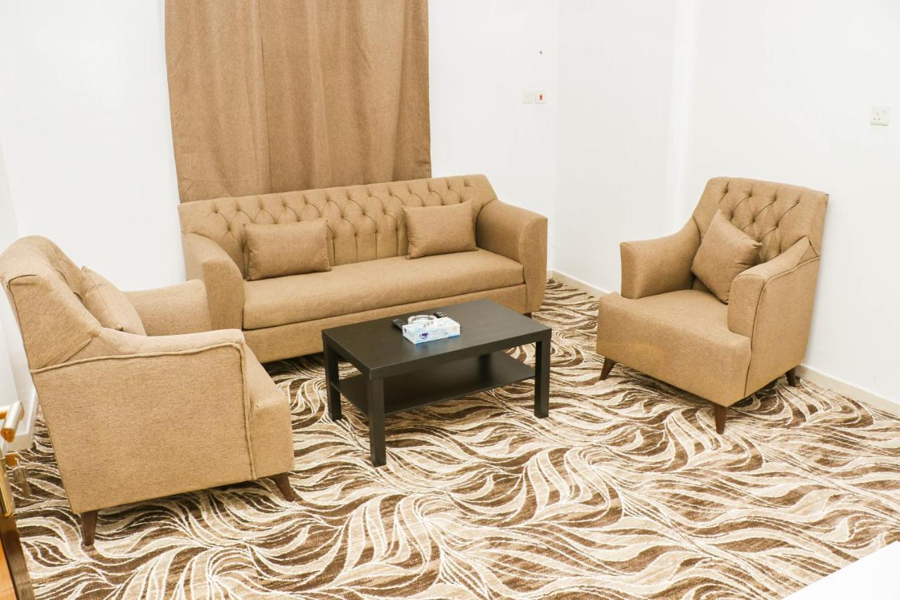 Hotel Al Farhan Dumah Al Jandal à Dawmat al-Jandal Extérieur photo