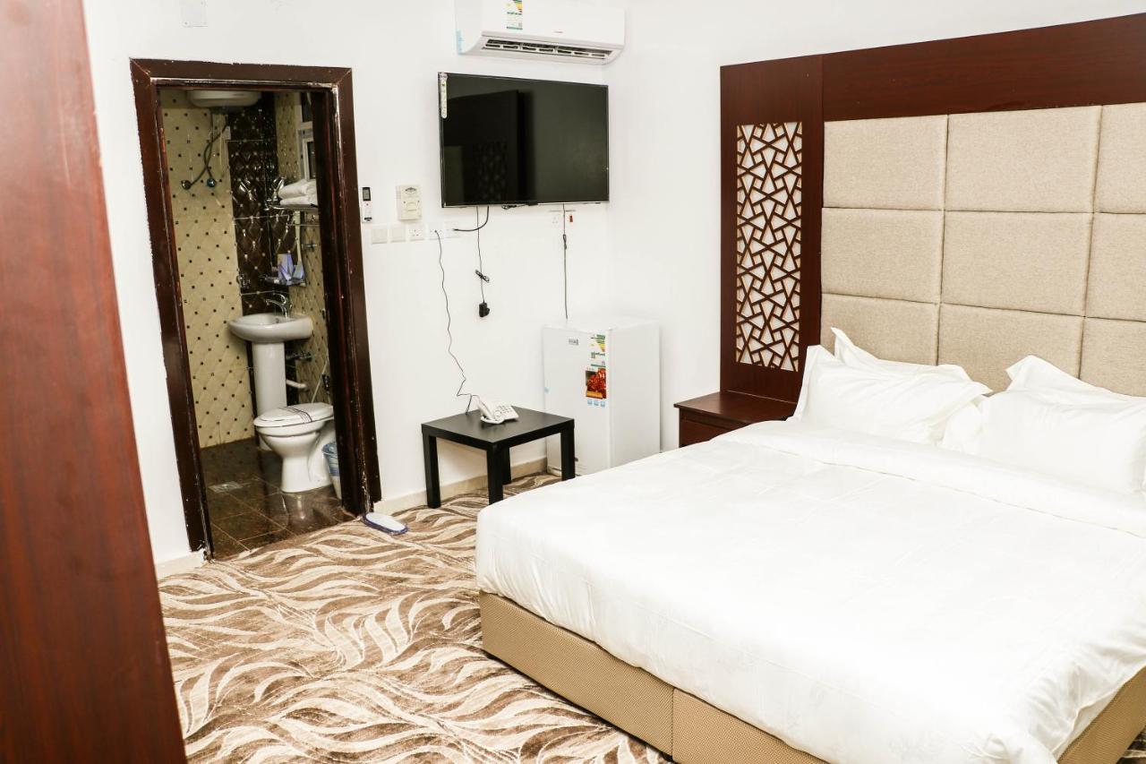 Hotel Al Farhan Dumah Al Jandal à Dawmat al-Jandal Extérieur photo