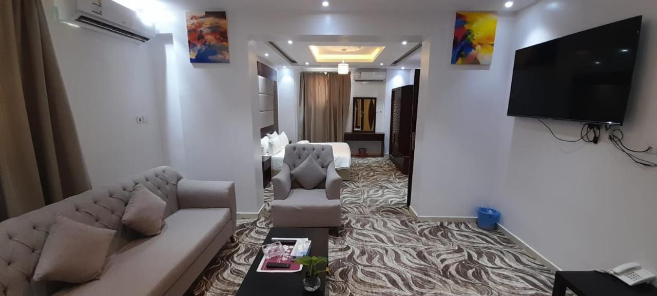 Hotel Al Farhan Dumah Al Jandal à Dawmat al-Jandal Extérieur photo